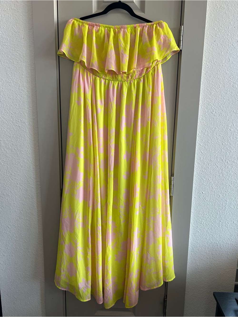 torrid Off-Shoulder Neon Yellow & Light Pink Maxi Dress